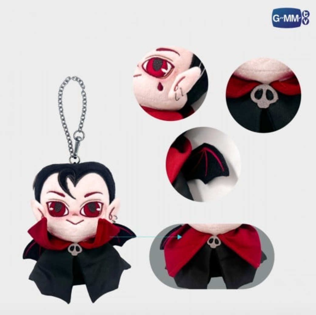 Précommande - REMIL VAMPIRE DOLL KEYCHAIN REVAMP THE UNDEAD STORY